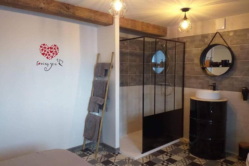 Nuit Romantique Saint-Christophe-en-Brionnais Ngoại thất bức ảnh